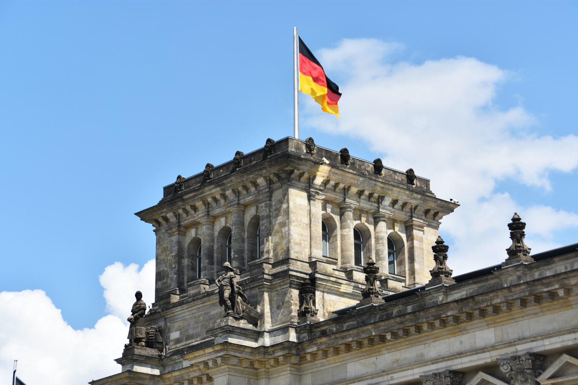 Crypto market expects a significant flow of institutional investment from Germany