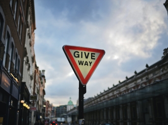 What is prop-trading, or how to start trading on the stock exchange without capital