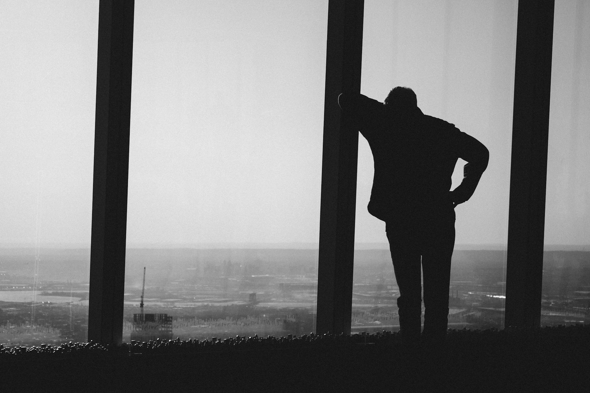 Fear of Missing Out (FOMO): How to Spot and Stop It Before It Wrecks Your Strategy