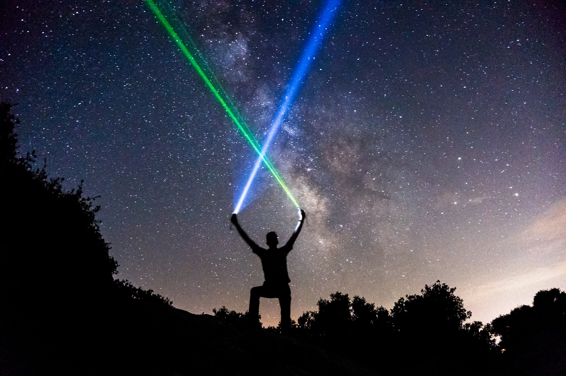 Ethereum vs Solana: Which Altcoin Will Win in 2025?