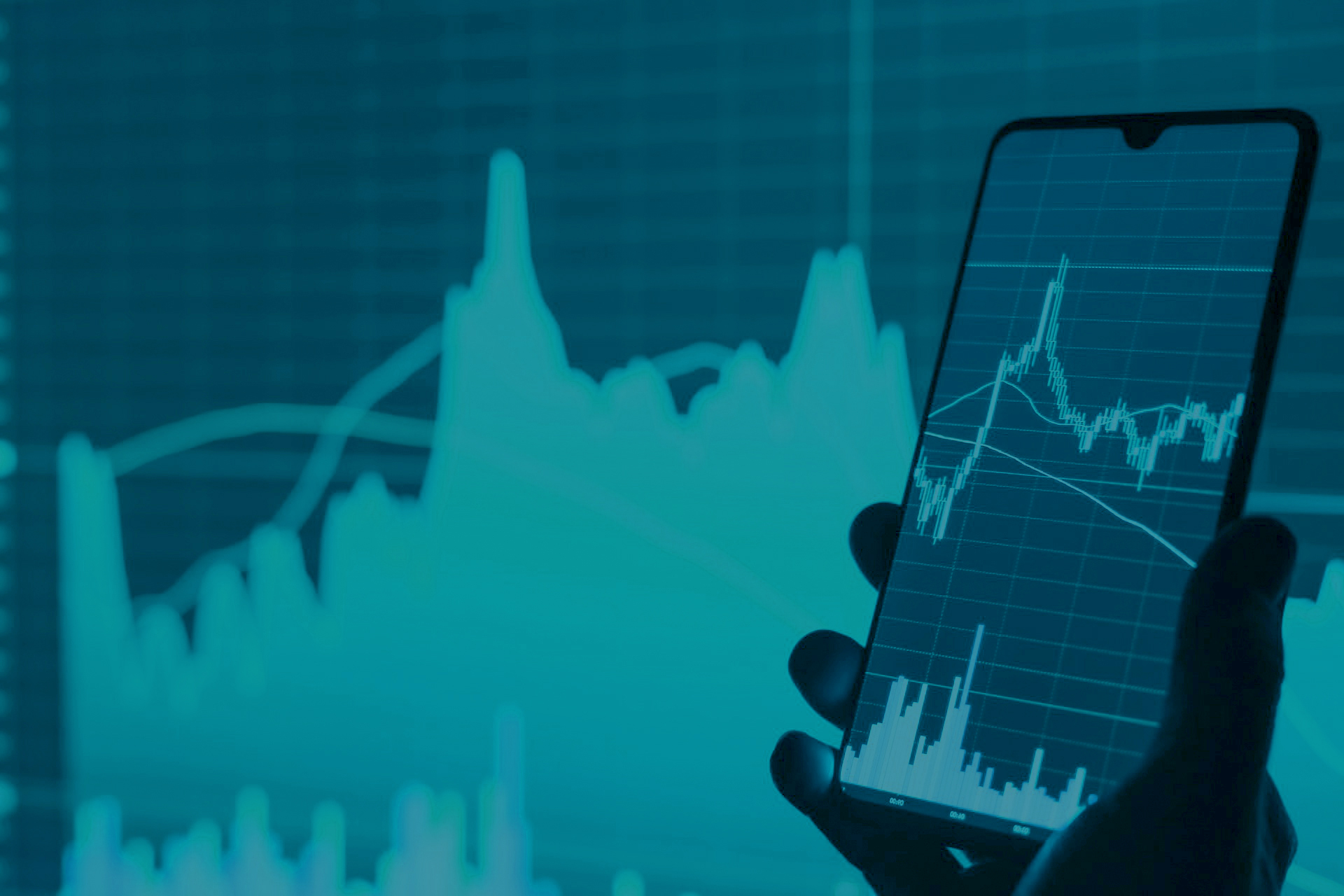 Price Feed Delay Scheme Between Data Centers