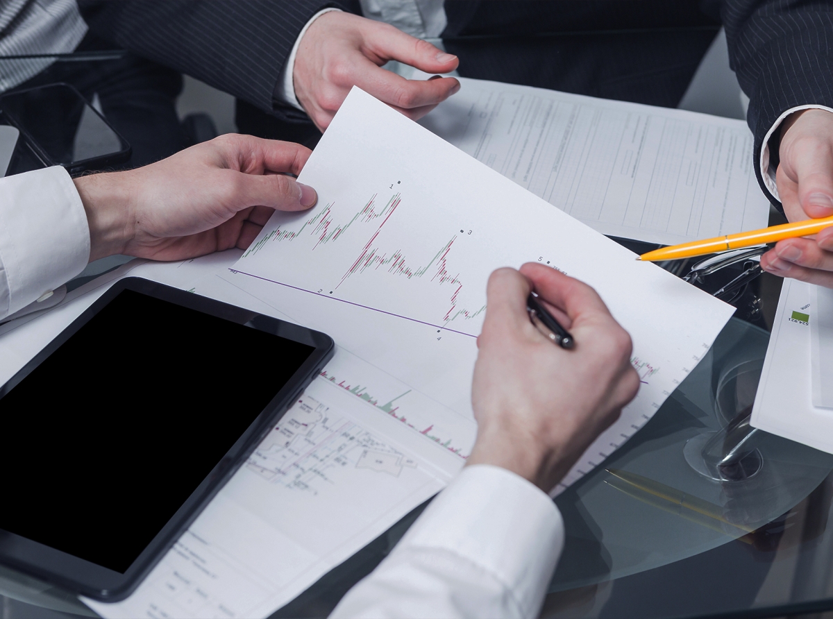 Preferred Shares: Features, Benefits and Risks for Investors