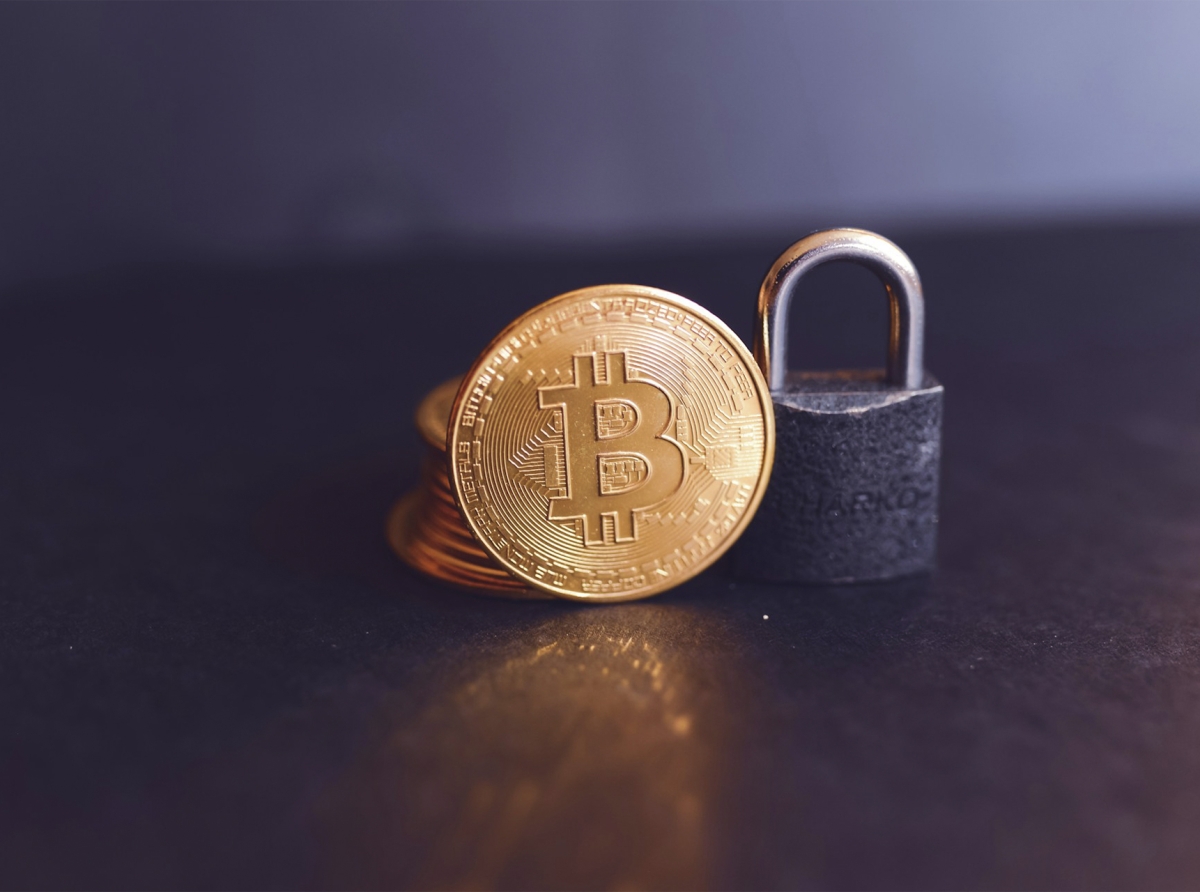 Blockchain Beyond the Web: How Offline Transactions Keep Crypto Alive