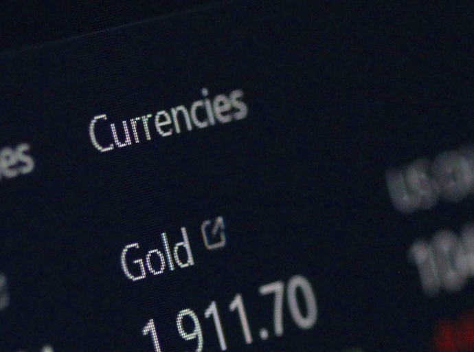 Day Traders Lured to Currency Markets by High-Risk FX Bets