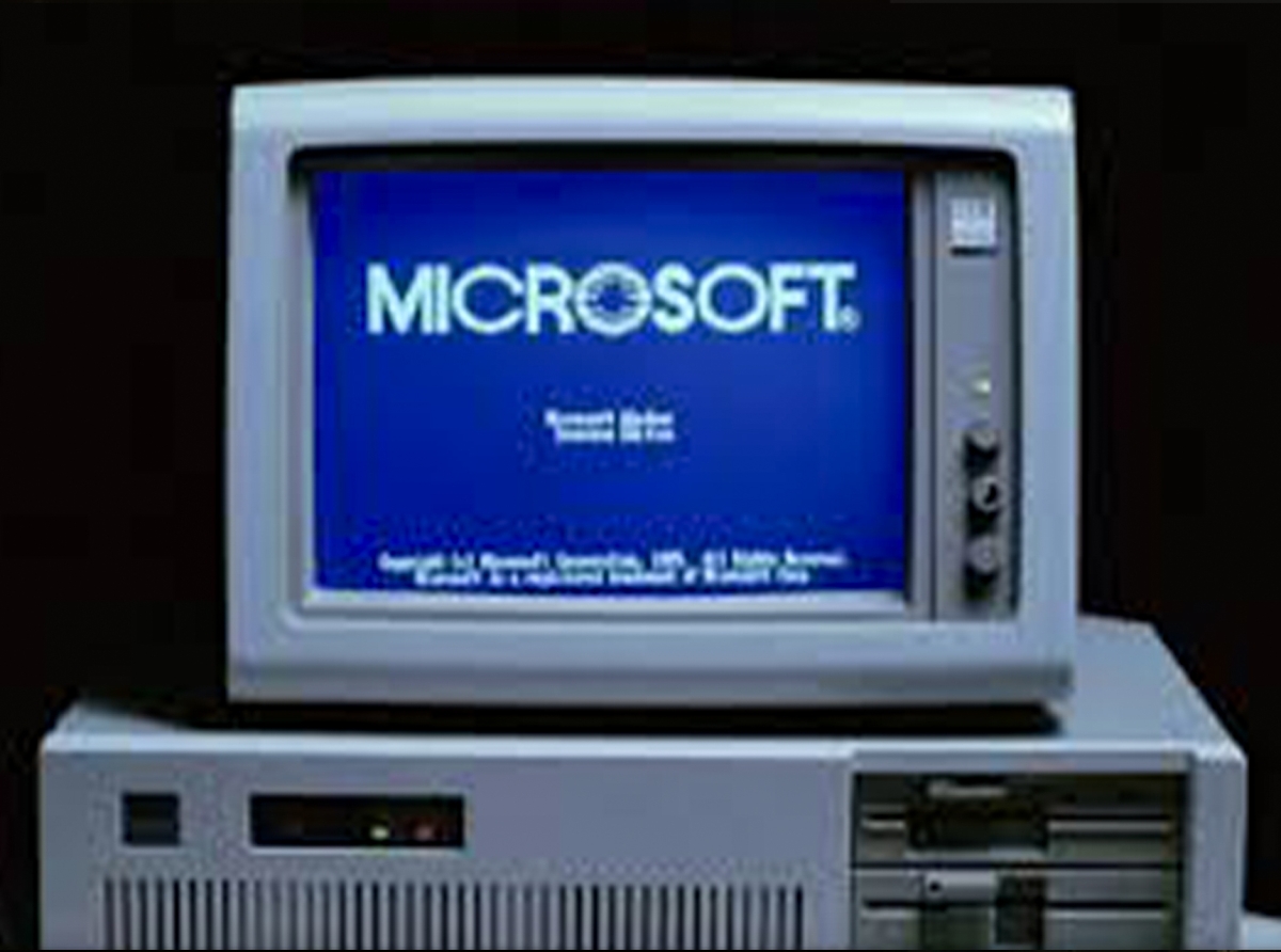 How Micro-soft Became Microsoft: The Brand's Evolution That Changed the IT Industry