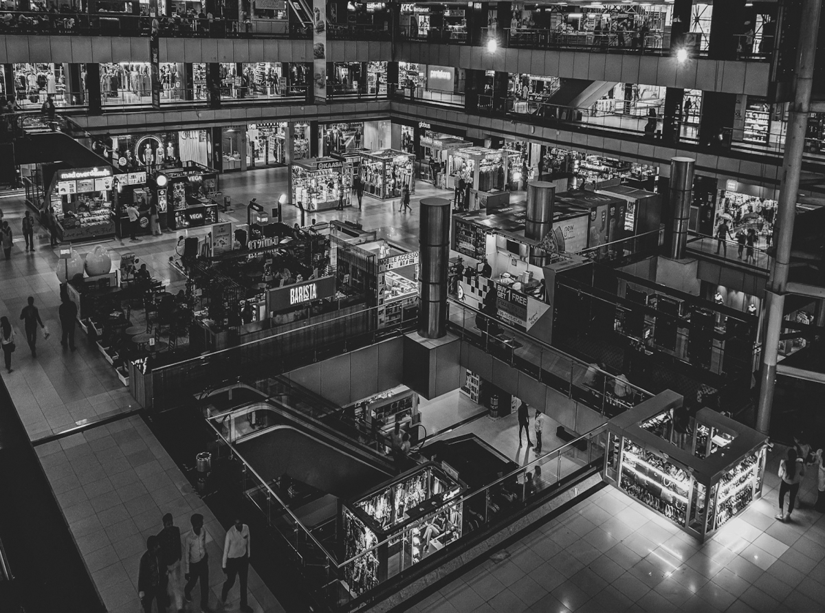 Prop Trading vs Retail — Why Firms Survive While 90% of Traders Fail