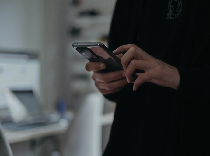 Mobile Options Trading: Why 2026 Apps Make Profits Accessible Anywhere With Instant Payouts