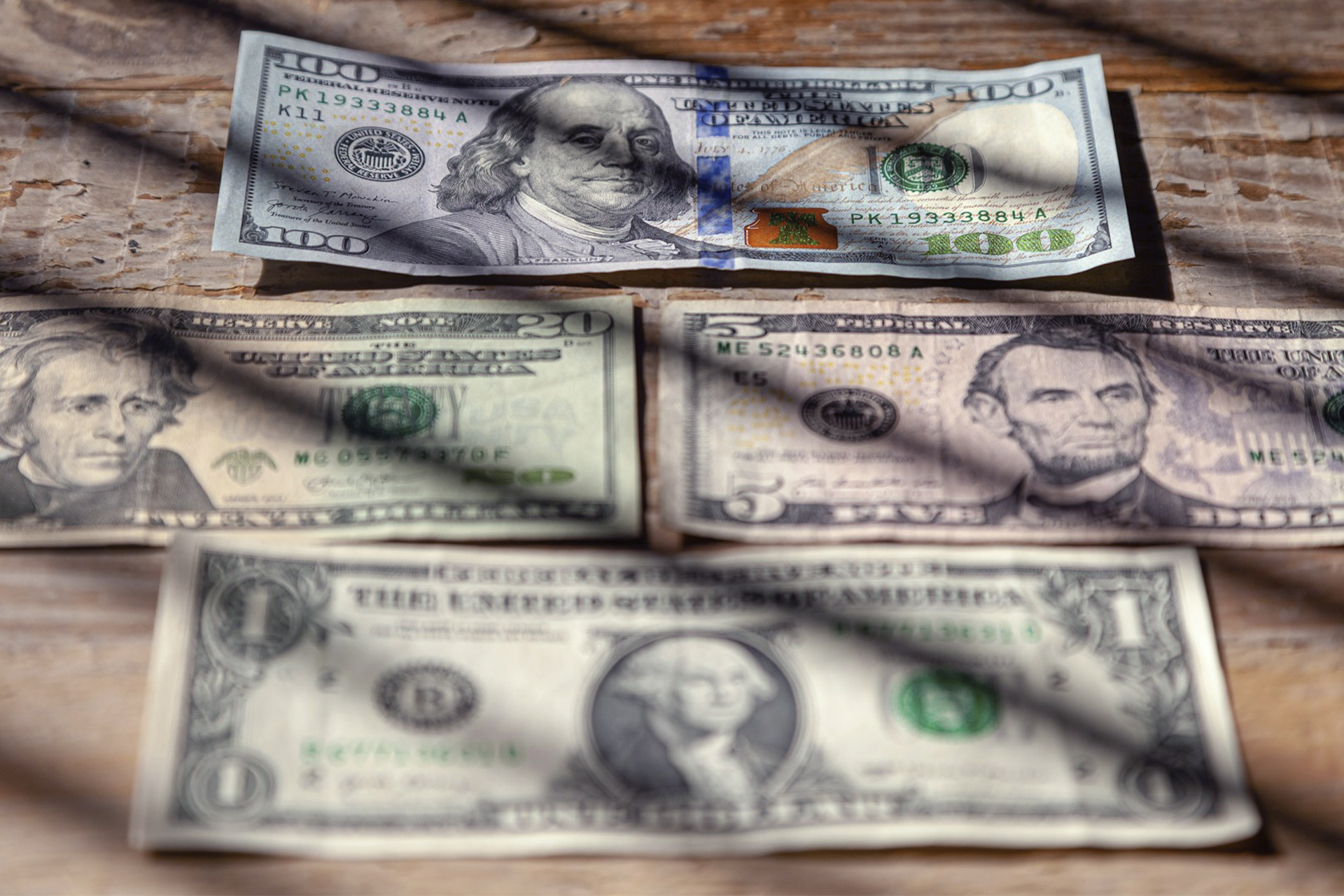 Currency Pairs as Business Partners: Mastering 1-2 Pairs for Expertise