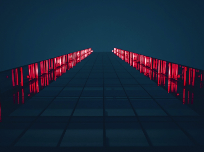 Managing 10,000+ VPS at Scale: Proven Reliability of Fast Forex VPS for Large Trading Communities