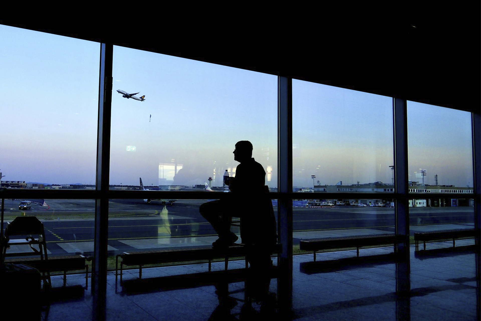 War With Iran Threatens the $11.7 Trillion Global Travel Industry