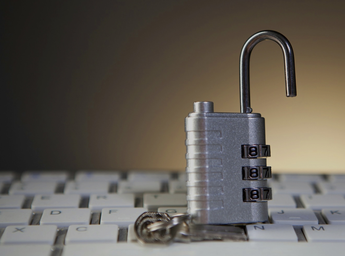 Data Security as a Priority: How CRM for MetaTrader Providers Protects Client Confidentiality