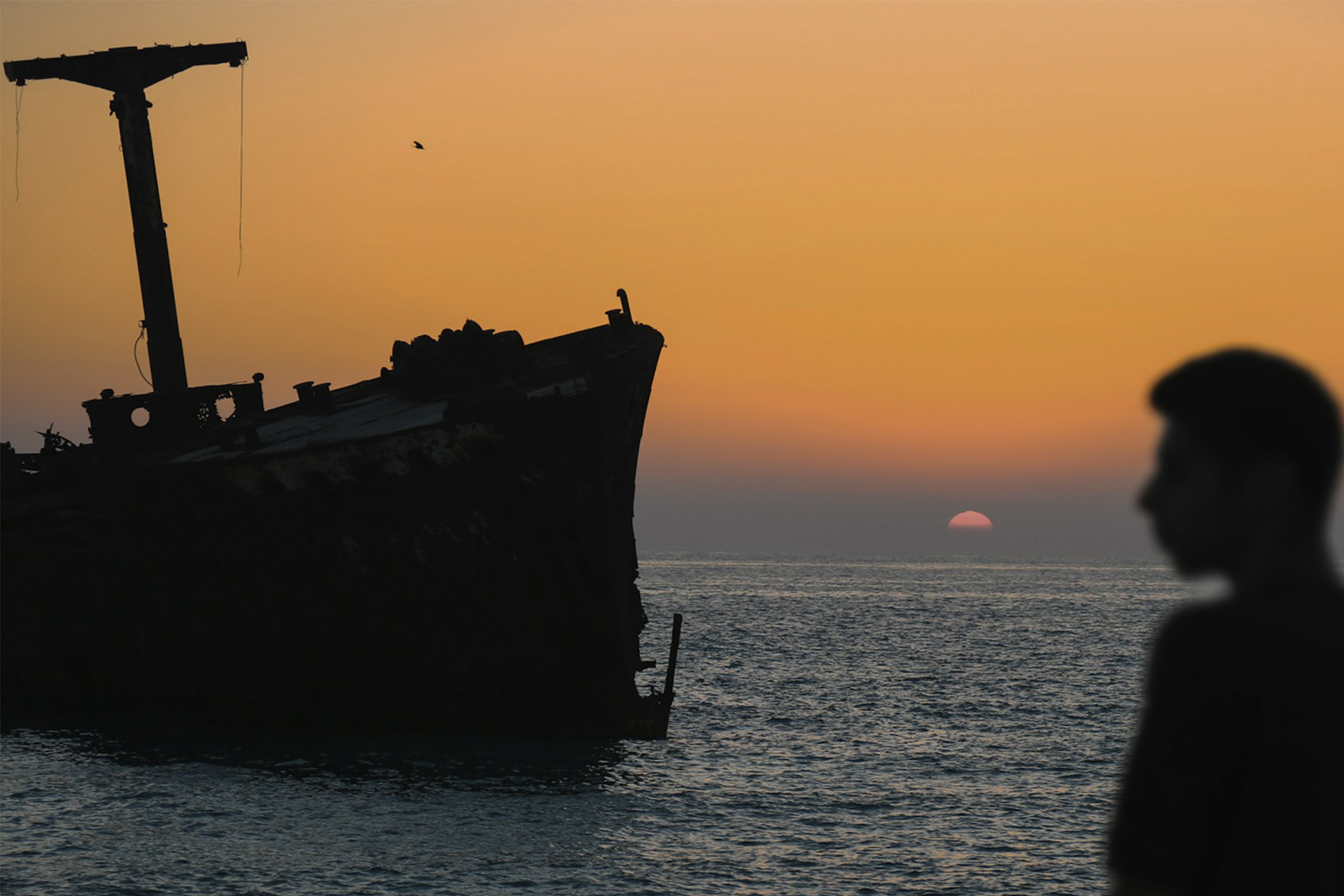 Attacks on Ships in the Persian Gulf Raise Fears of Oil Price Surge